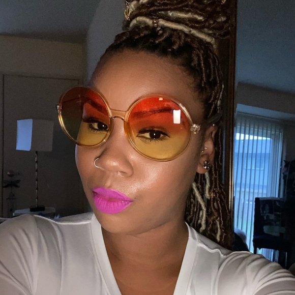 Yellow Oversized Retro Round Sunglasses - Picture 3 of 6